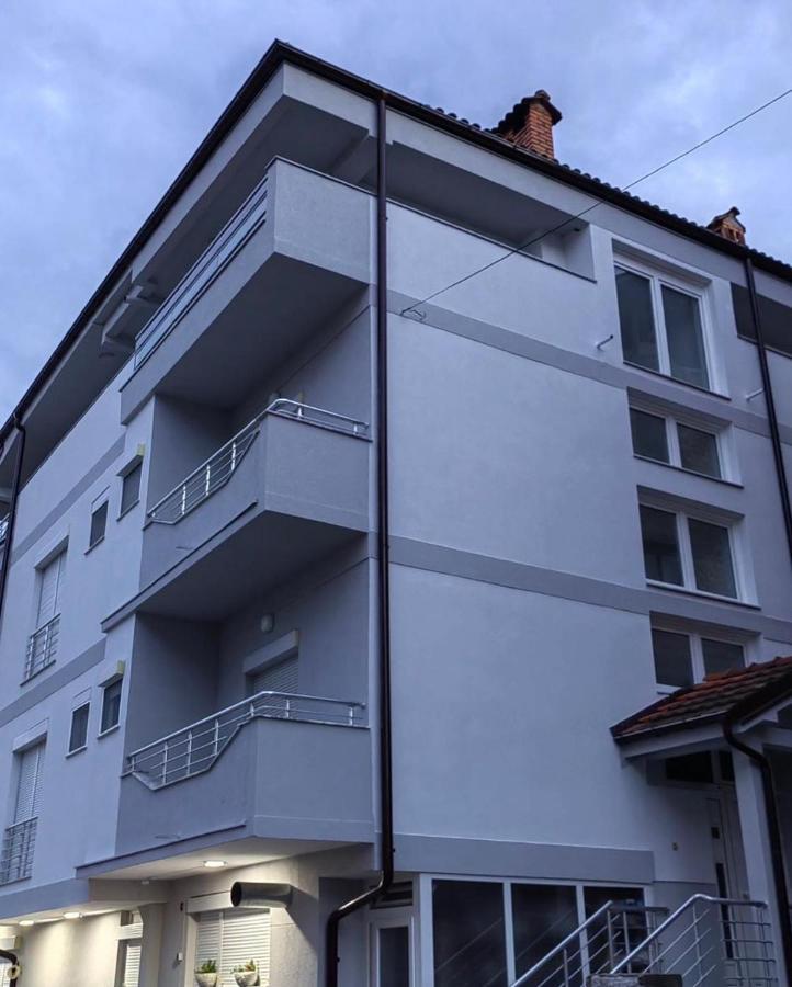 Vila Bolonja Струга Екстериор снимка